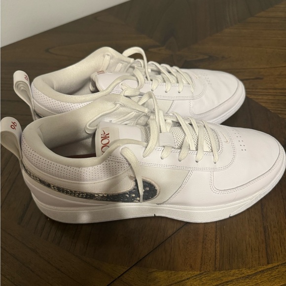 Nike Book One - Picture 3 of 3